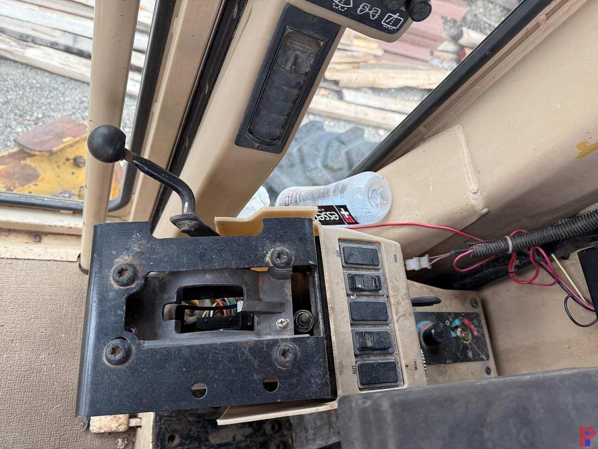 Used 1995 CATERPILLAR 160H MOTOR GRADER