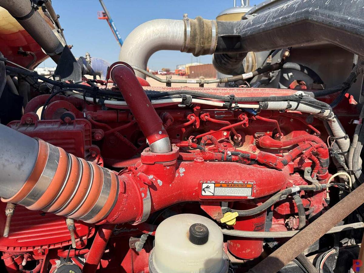 Used 2013 PETERBILT 388 T/A SLEEPER HAUL TRUCK