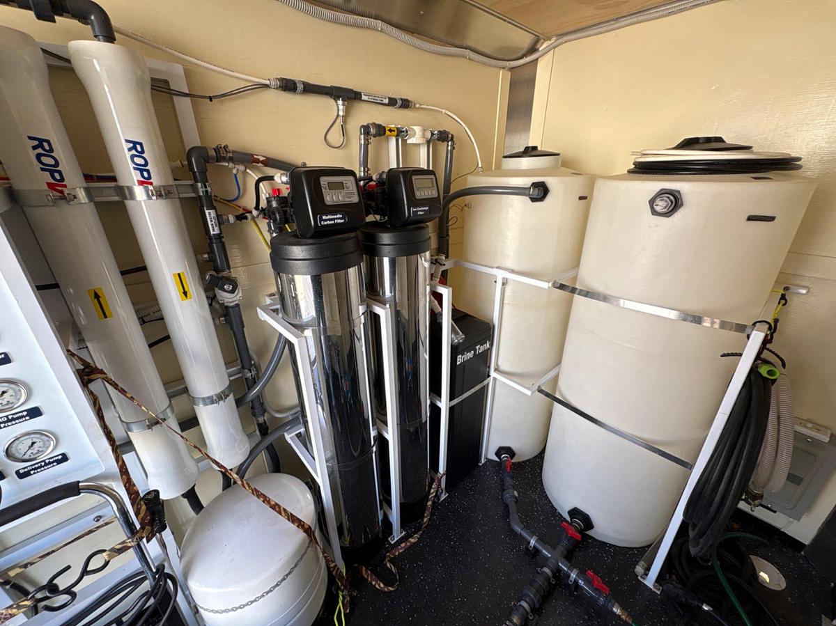 Used 2019 SALVATION CUSTOM BUILT 8X10 T/A MOBILE BRACKISH WATER TREATMENT SYSTEM 10000GPD