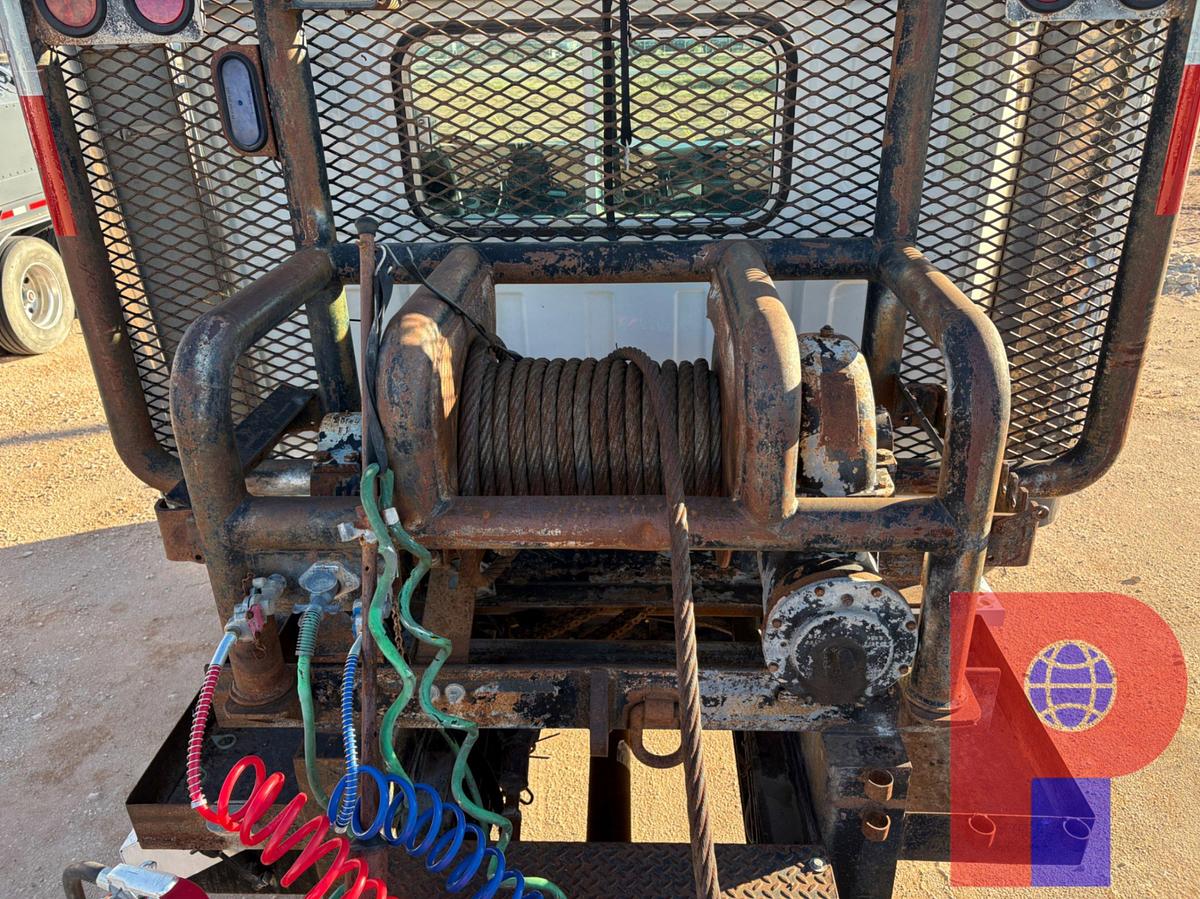 Used 2007 WESTERN STAR 4900 SF T/A DAYCAB WINCH TRUCK