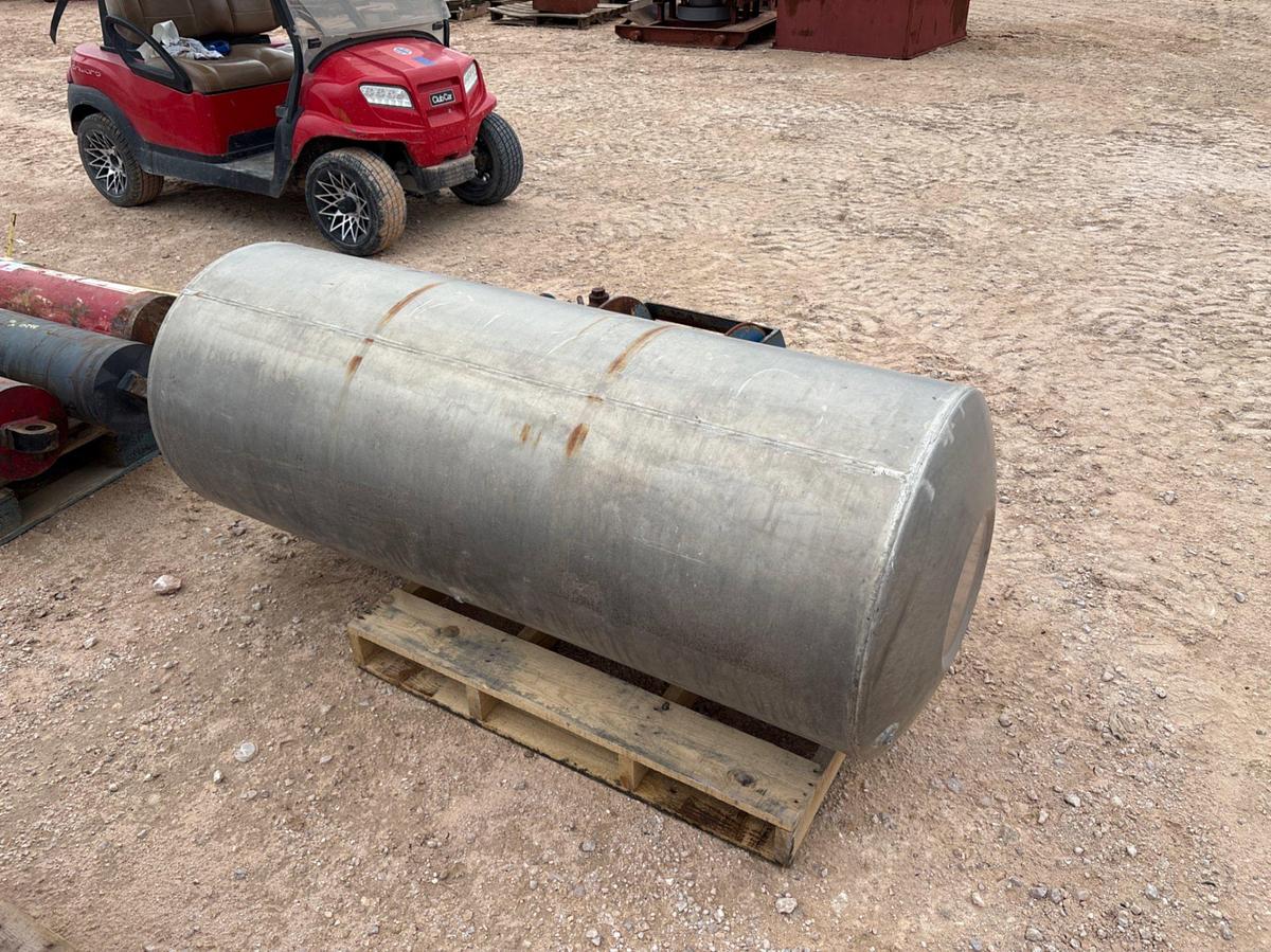 Used 150gallon fuel tank & Braden hydraulic utility winch