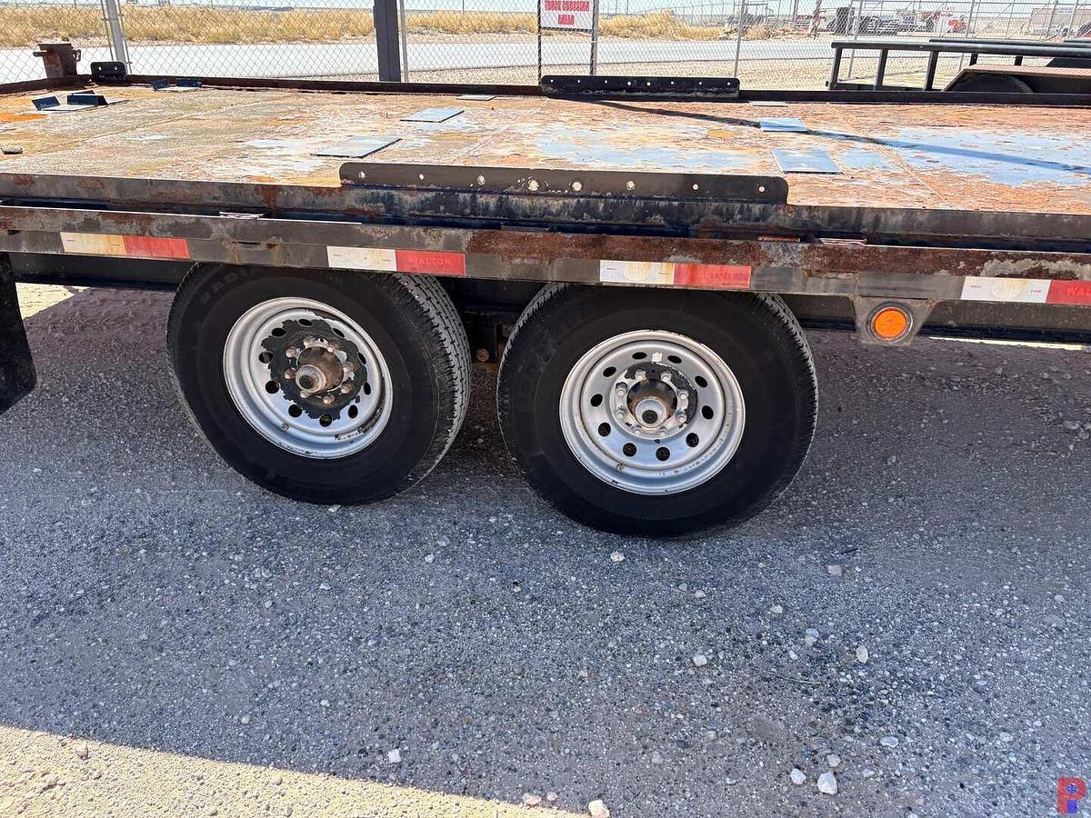 Used 2022 WALTON 24’ X 8’ T/A GOOSENECK TRAILER