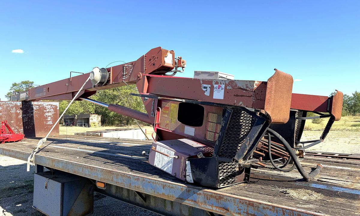 Used TEREX BT-2047 10-TON BOOM CRANE FOR TRUCK