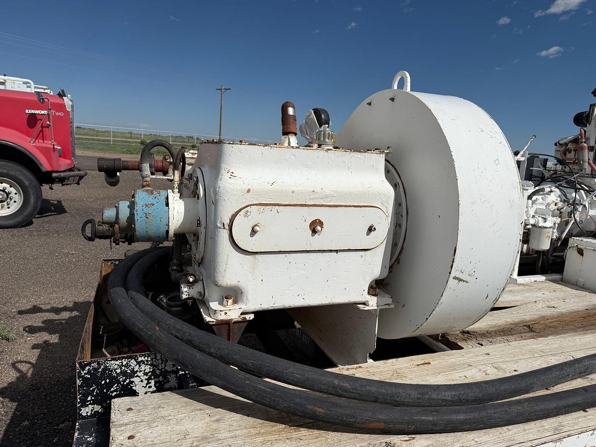 Used GARDNER DENVER TEE 5K WP TRIPLEX PUMP MTD. 2008 TEMCO 26’ x 102” T/A GOOSENECK TRAILER