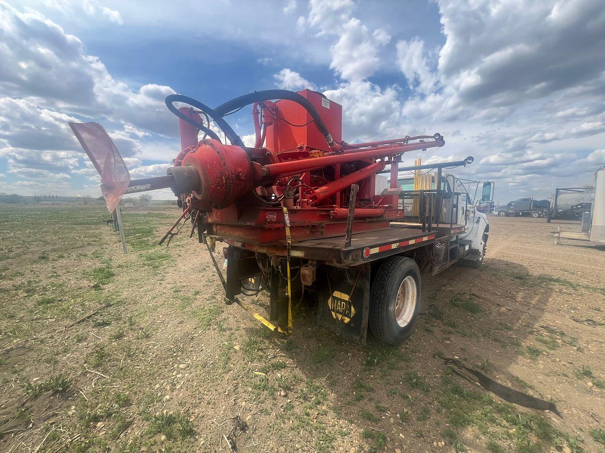 Used 2004 FORD F-750 SUPER DUTY AUGER / ANCHOR TRUCK