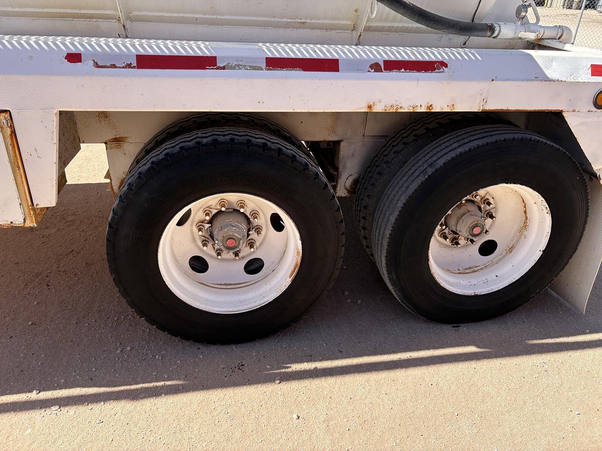 Used 2007 DRAGON 130BBL T/A VACUUM TRAILER