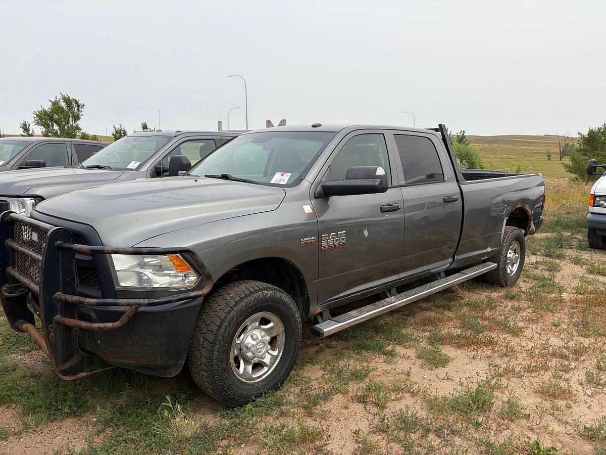 Used 2013 RAM 2500 HD HEMI 4X4 CREW CAB PICKUP TRUCK