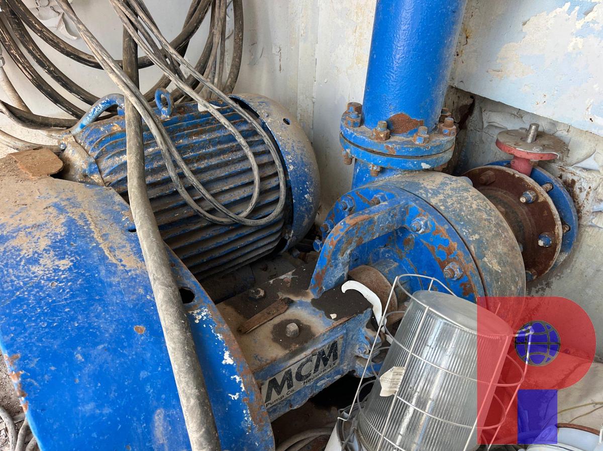 Used 42X10X10 3 COMP. MUD TANK