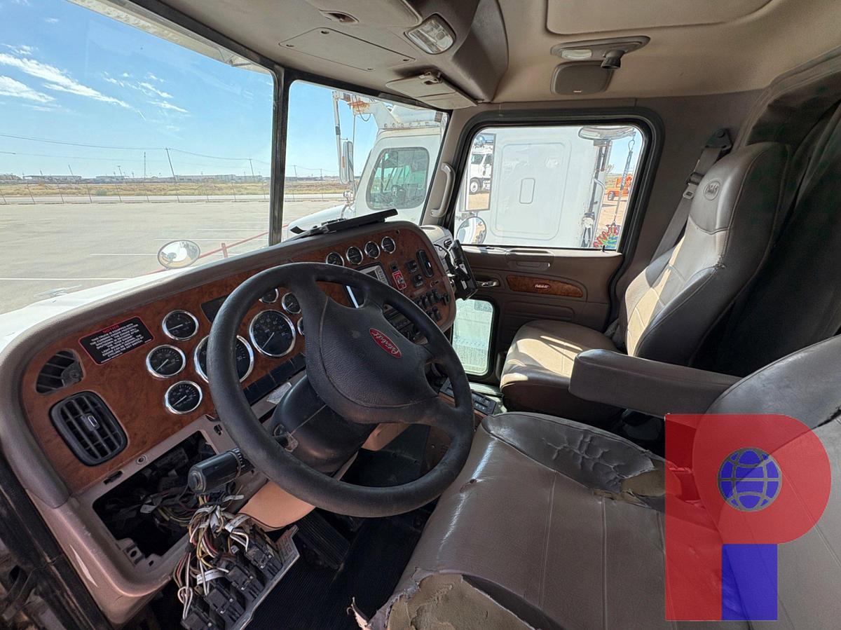 Used 2008 PETERBILT 386 T/A SLEEPER HAUL TRUCK