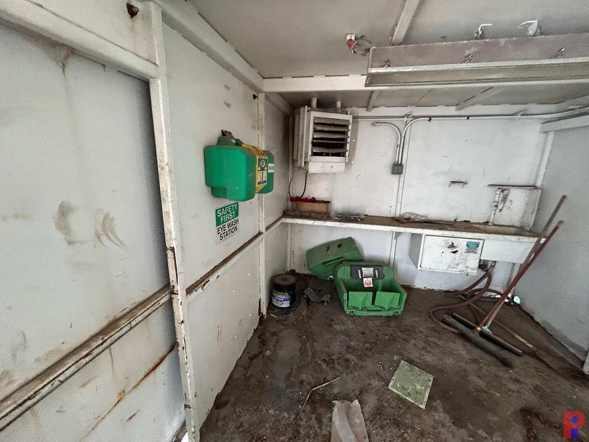 Used 30'L X 10'W X 9.5'H PARTS / MUD HOUSE