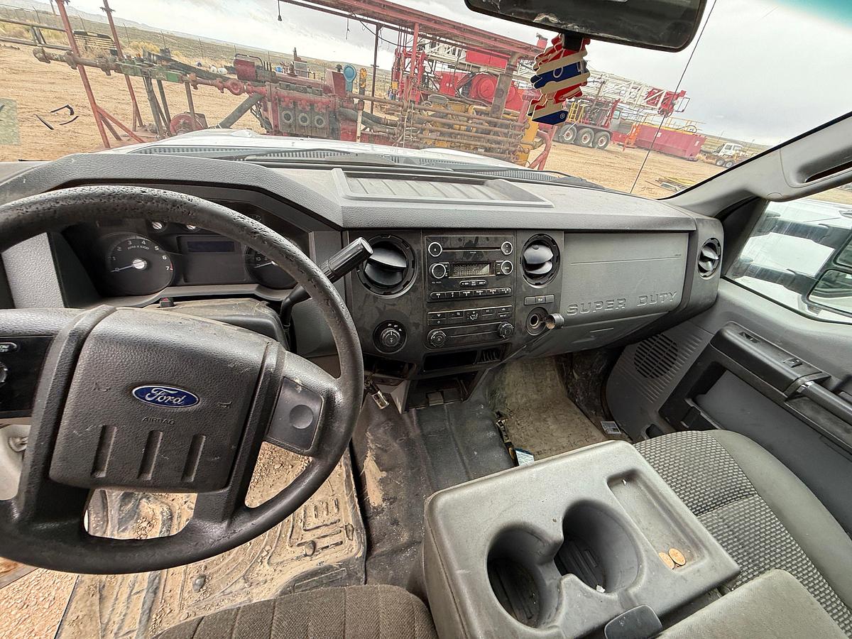 Used 2015 FORD F-250 XL SD 4WD CREW CAB FLATBED PICKUP TRUCK