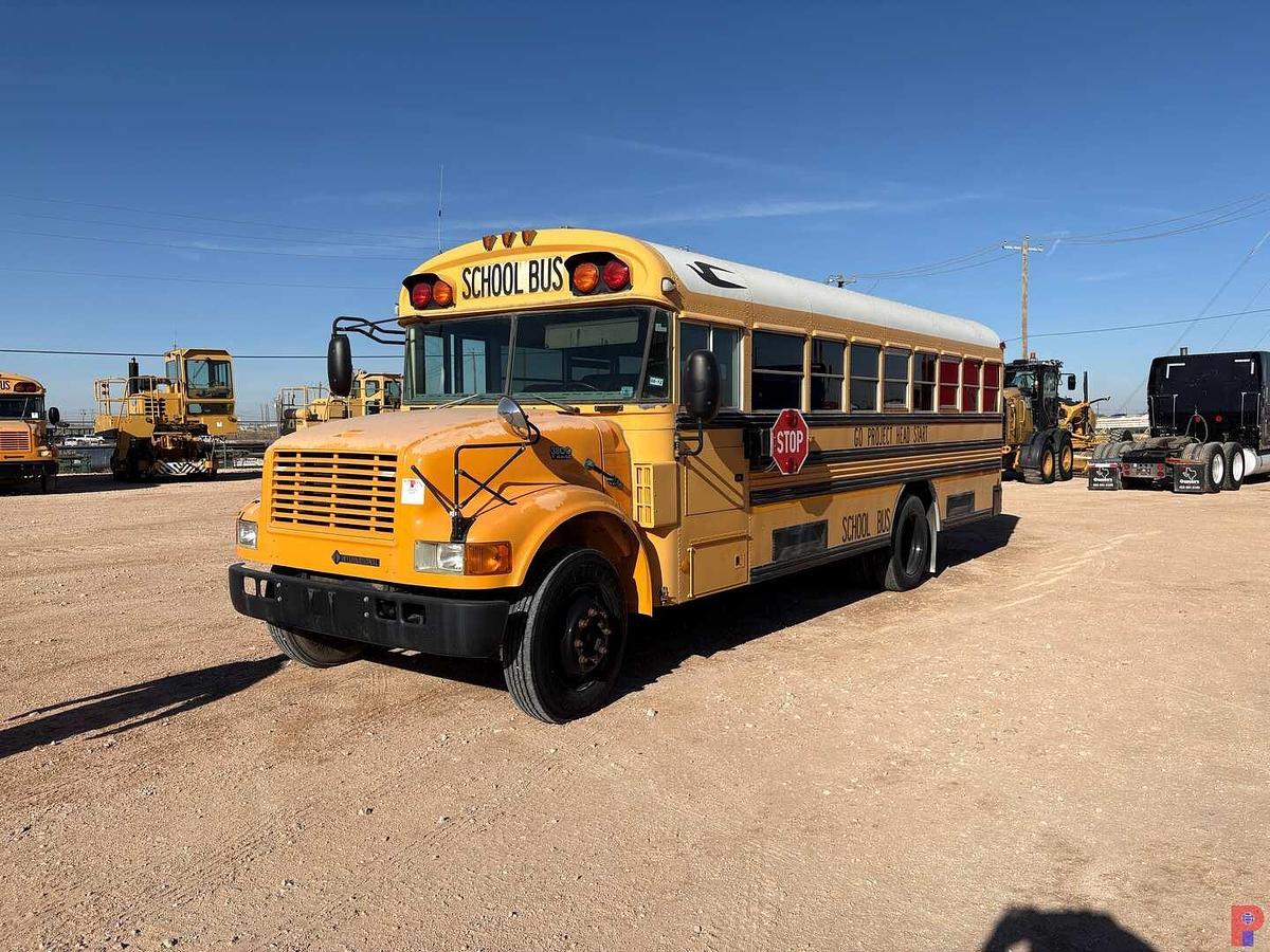 Used 2003 INTERNATIONAL 3800