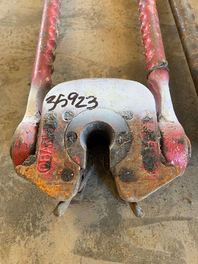 Used (2) 3/4 OBANNON PLATE TYPE 25 Ton Rod Elevators