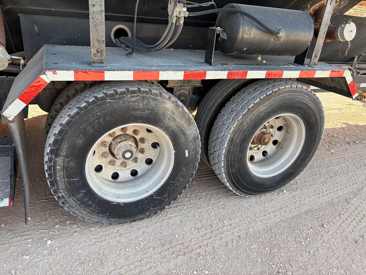 Used 2013 CONVEY-ALL SK3000-AC T/A 5-COMPARTMENT SAND KING TRAILER