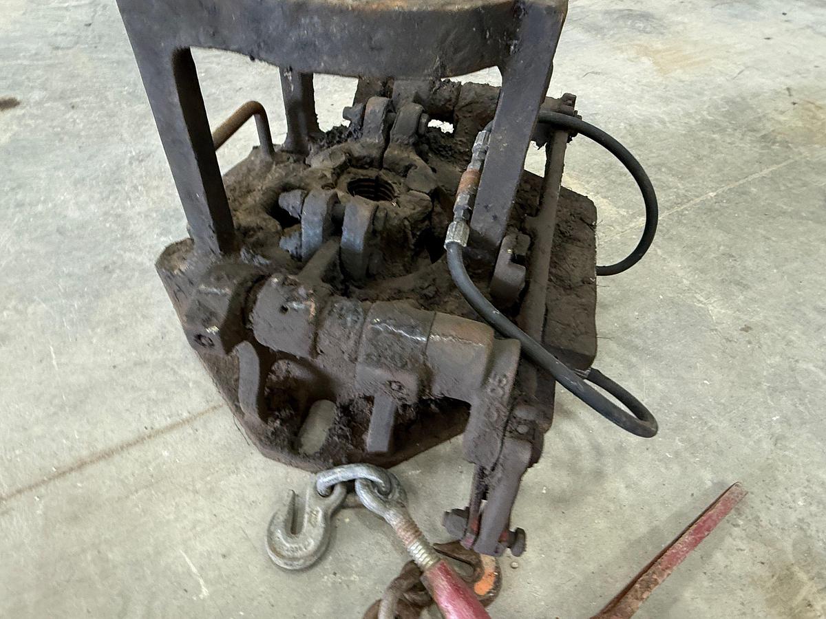 Used CAVINS MOD C-HD 125-TON TUBING SPIDER SLIP DRESSED