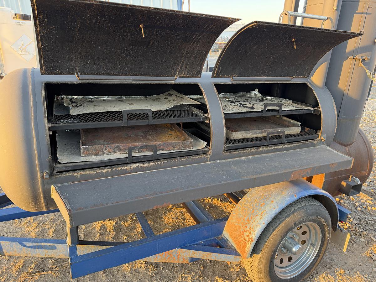 Used 2013 JOHNSON SMOKERS 9' 2-COMP. DOUBLE STACK SLIDE OUT RACKS, W/ REAR VERTICAL 4-RACK SWIVEL WOOD SMOKER BBQ PIT & GRILL