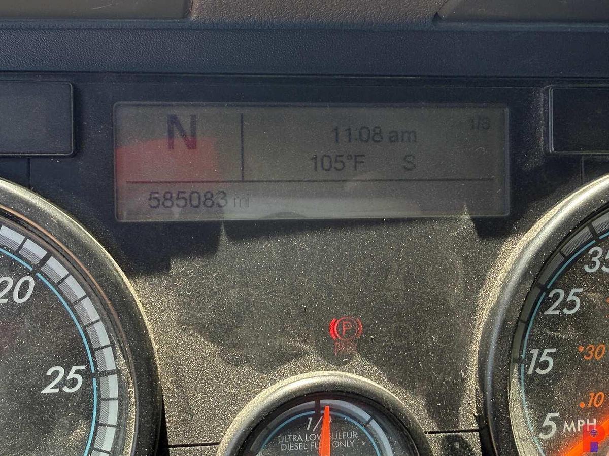 Used 2017 FREIGHTLINER CASCADIA PX125084ST TRI AXLE DAY CAB TRUCK TRACTOR