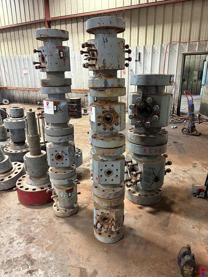 Used (4X$) 4-1/16” X 2-1/16” FLUID CROSSES