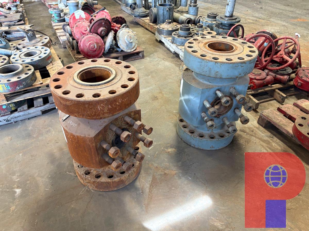 Used (4X$) 7-1/16” X 4-1/16” 15K FLUID CROSSES