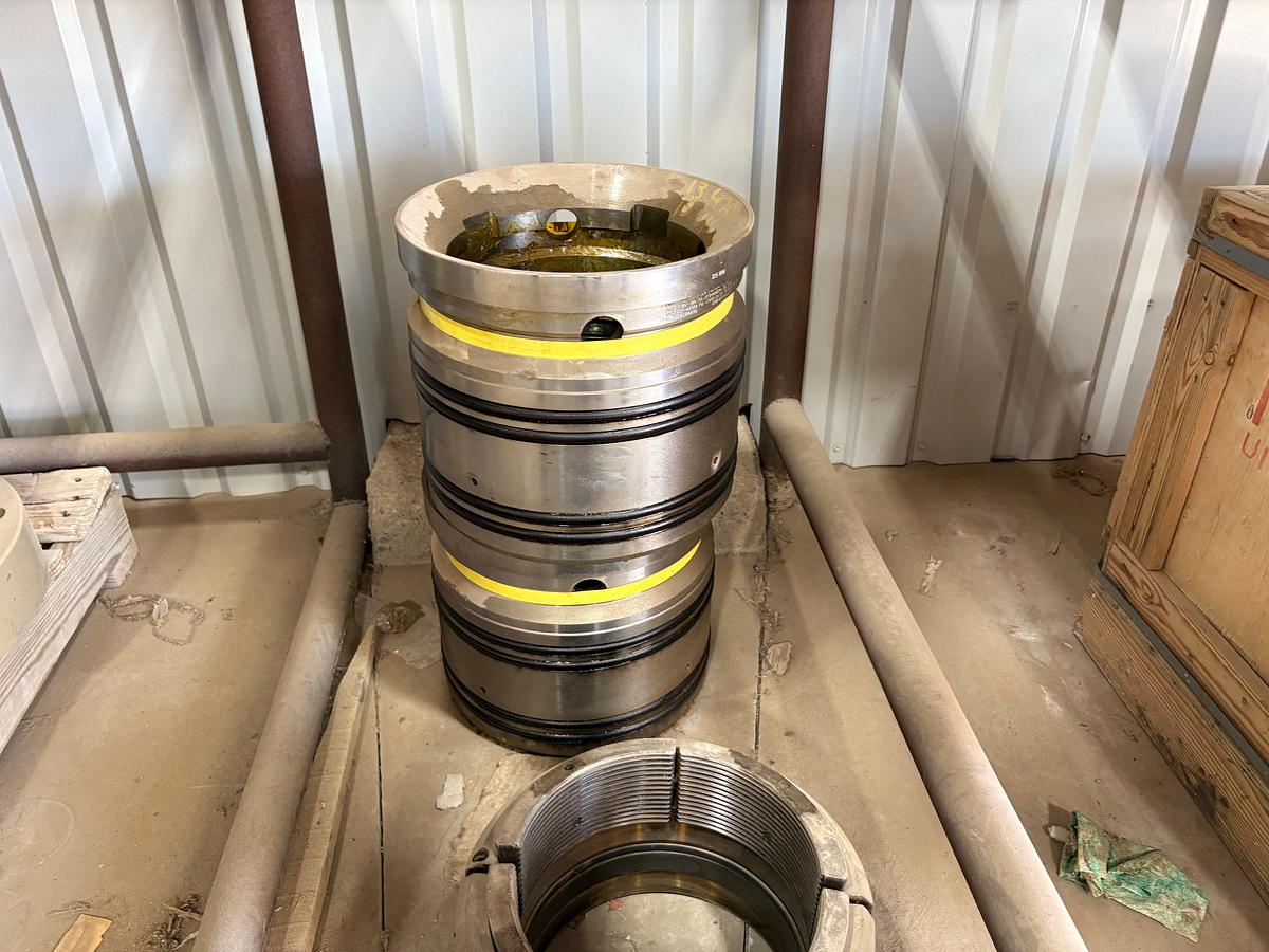 Used (3) c21 casing slips & (2) 13-5/8” x 10-3/4” primary packoffs