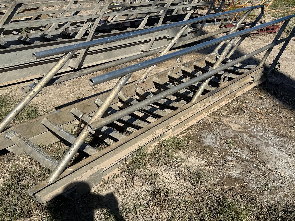 Used 23’ EXTENDABLE ALUMINUM RIG LADDER