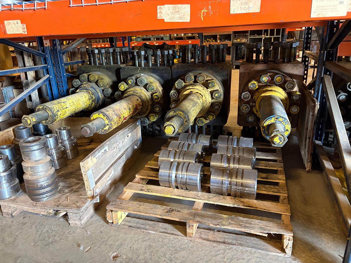 Used (8x$) 7-1/16” 10k hydraulic frac valves