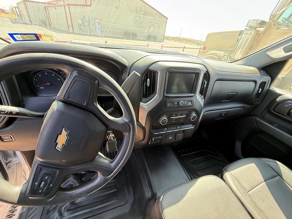 Used 2020 CHEVROLET SILVERADO 3500HD CREW CAB FLATBED TRUCK, 4X4