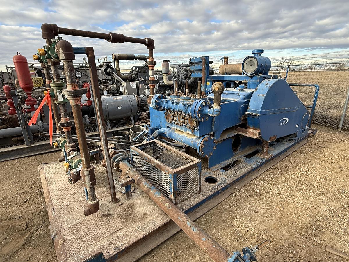 Used GARDNER DENVER TEE 5K WP TRIPLEX WELL SERVICE PUMP, SKIDDED