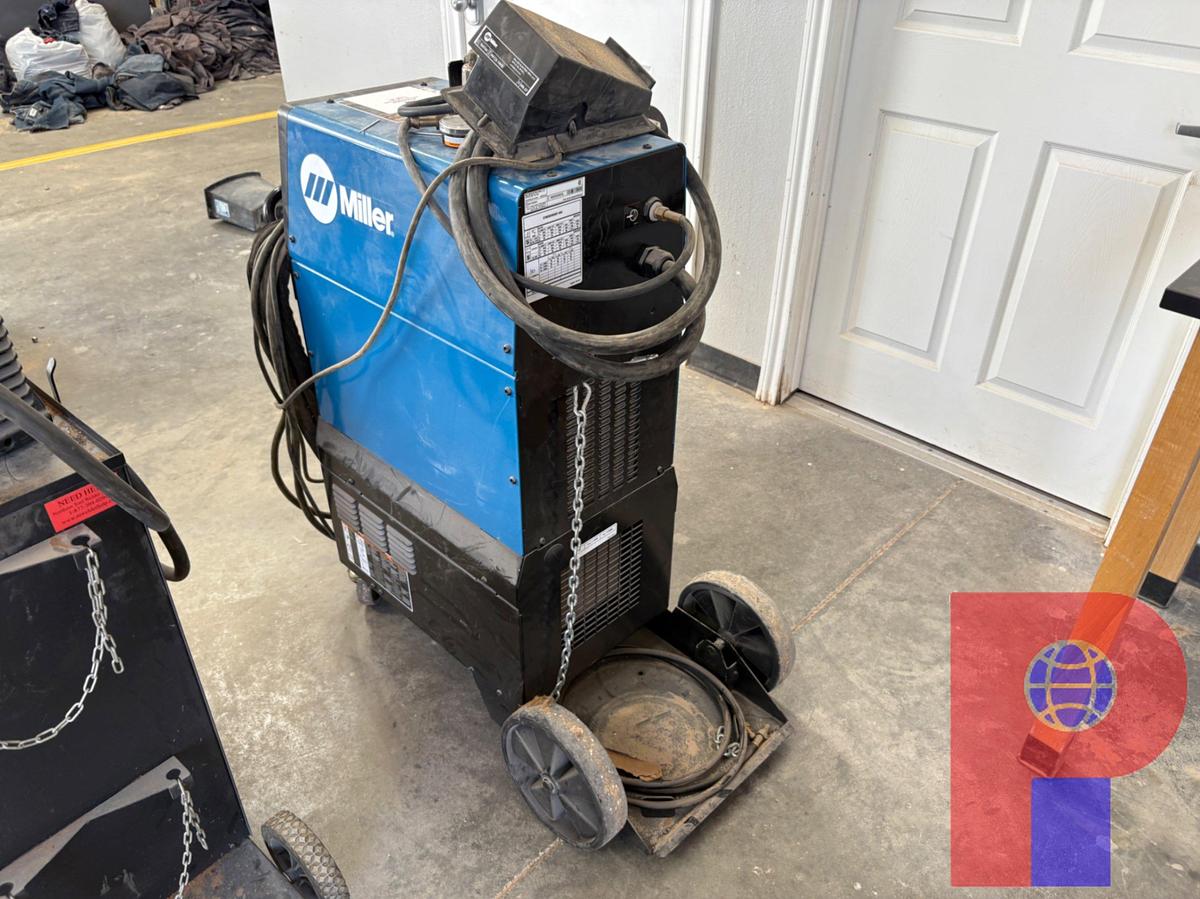Used MILLER SYNCROWAVE 400 WELDING MACHINE