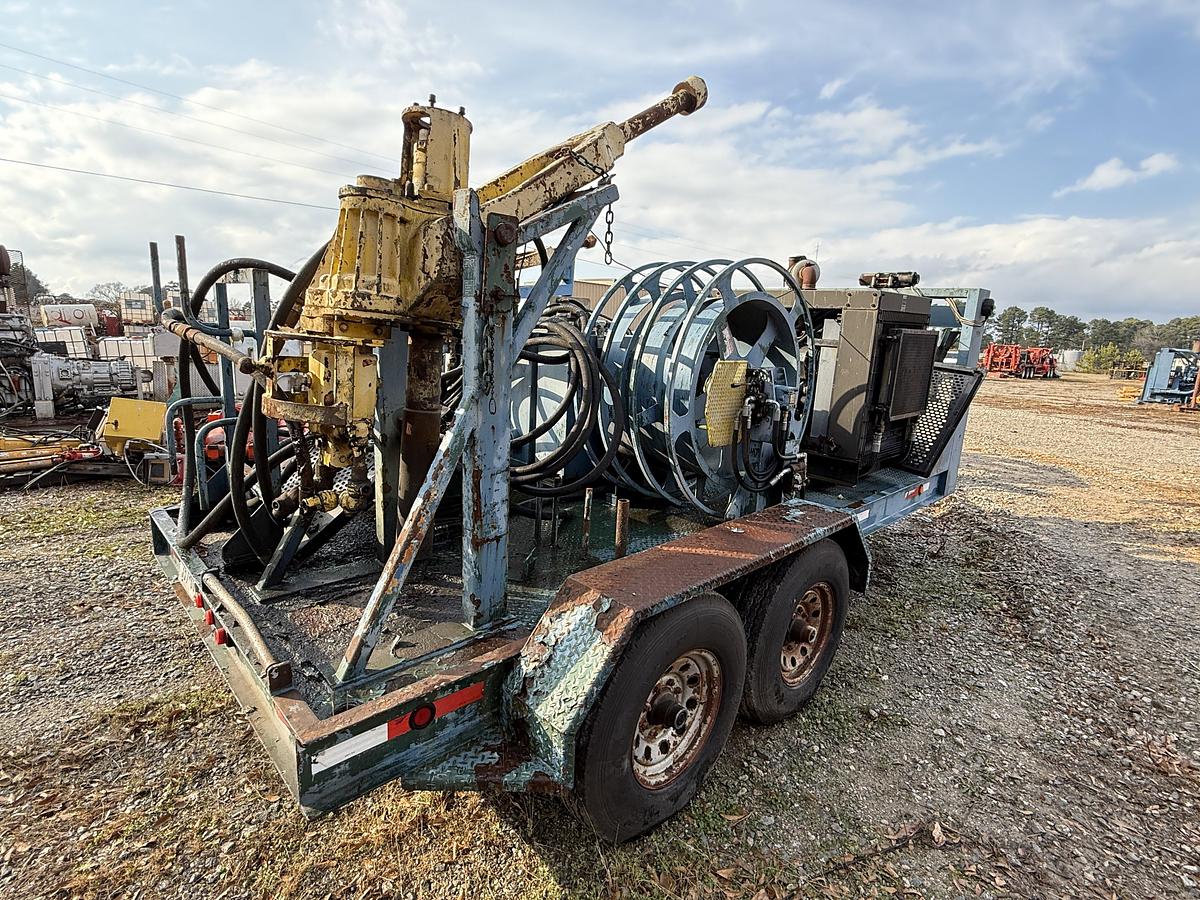 Used LOGAN 85-TON POWER SWIVEL P/B CUMMINS MTD ON 2009 AMERITRAIL GOOSENECK TRAILER