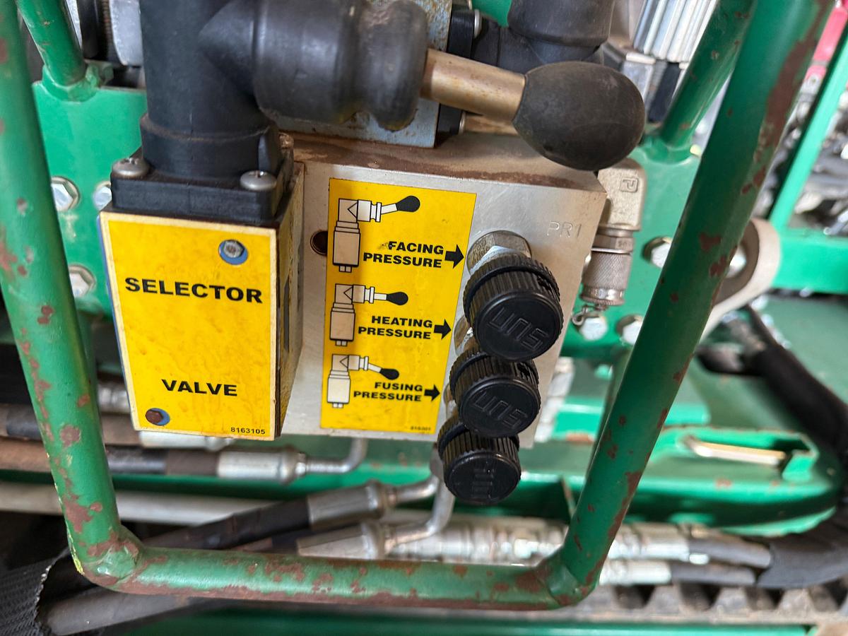 Used MCELROY TRACSTAR 250/28 MOD AT800801 FUSION MACHINE
