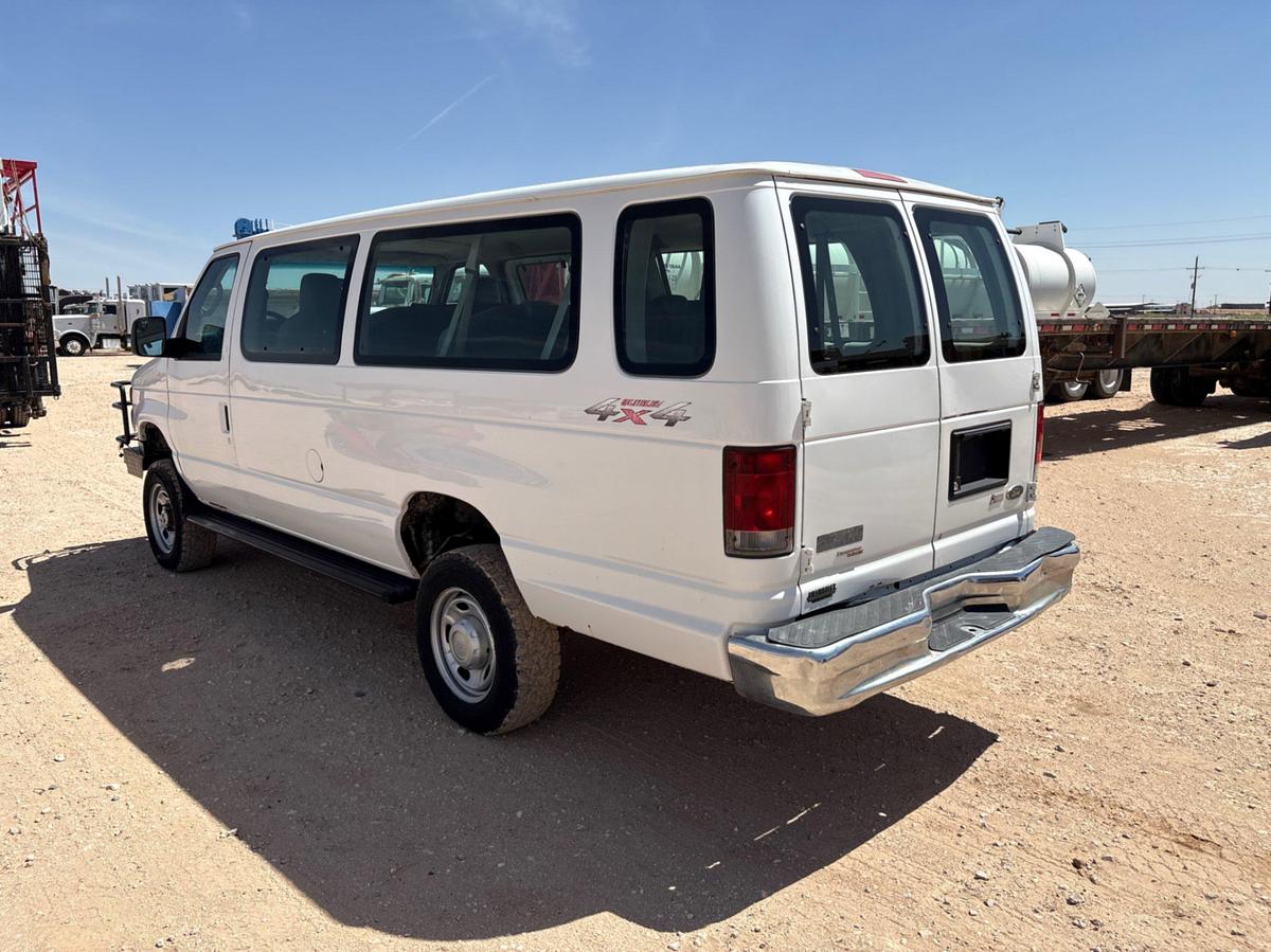 Used 2012 FORD E-SERIES 4X4 VAN