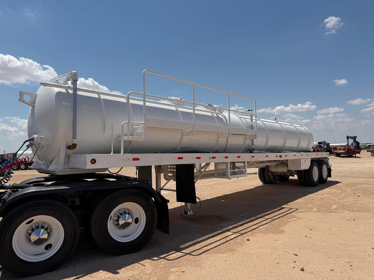 Used 2004 Mack CV713 Kill Truck w/ Trailer