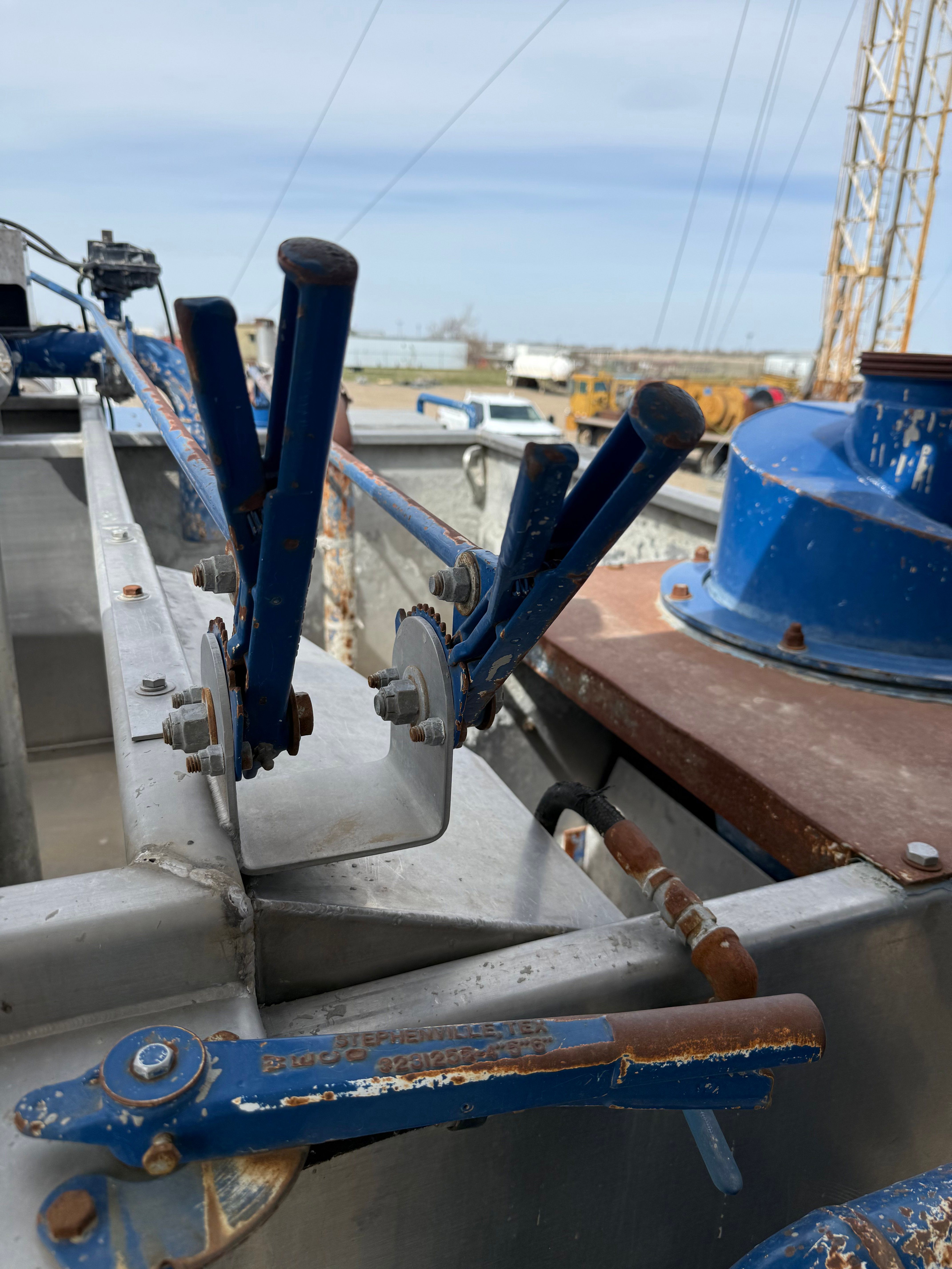 Used 2002 FAMMCO/LIDDELL TWIN CEMENT PUMPERS
