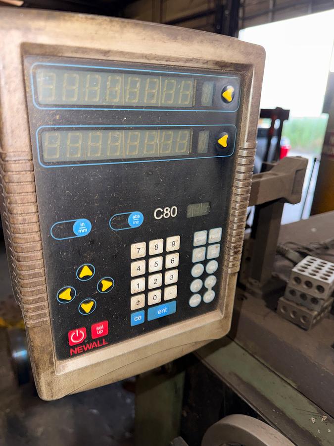Used JMT JM6x120 HORIZONTAL MACHINE LATHE