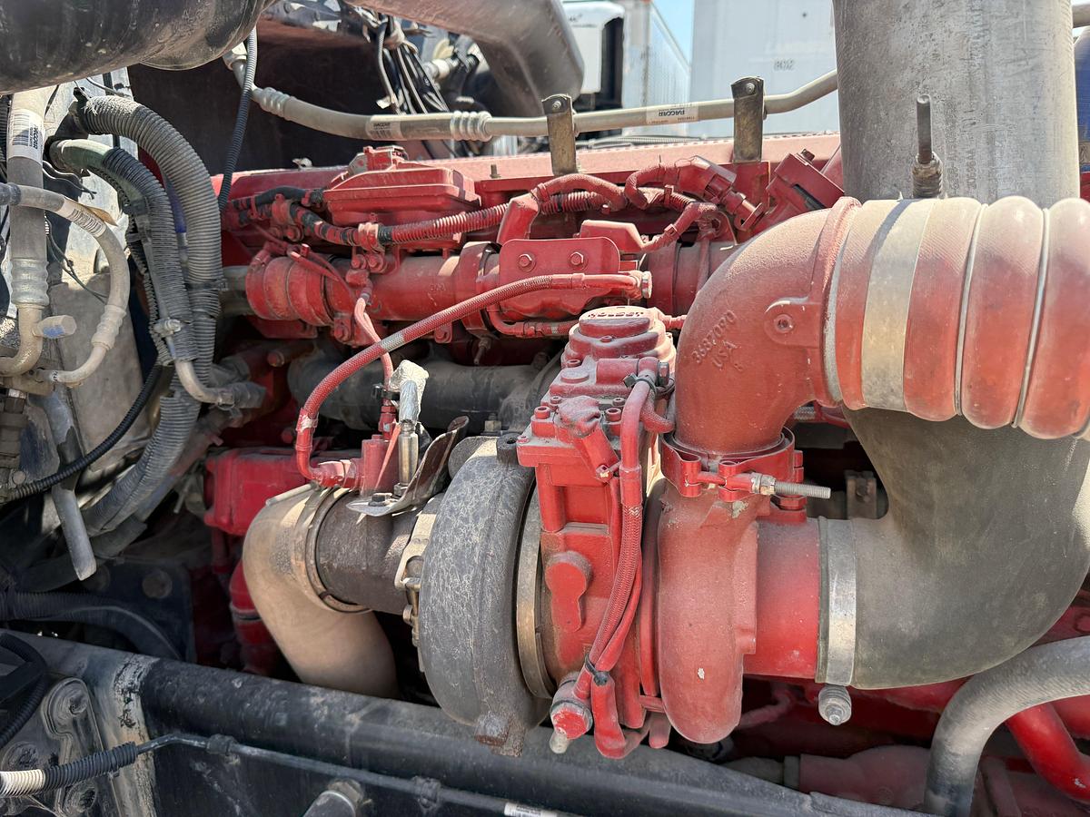 Used 2013 PETERBILT 367 TRI-DRIVE COILED TUBING SUPPORT WET KIT TRUCK