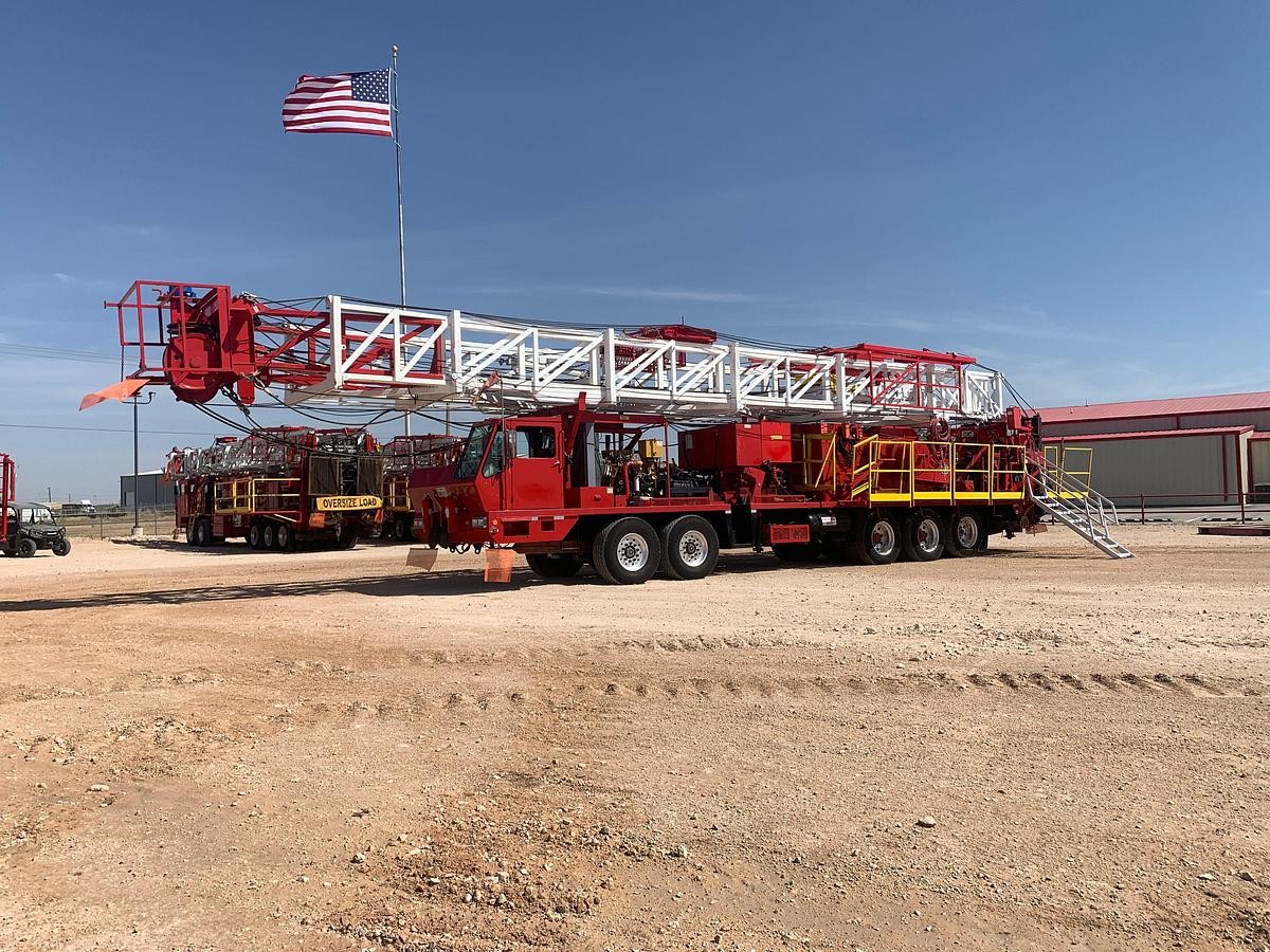 Used 2012 EAGLE 5-AXLE WELL SERVICE RIG 104'x300k MAST (2022 Cat IV, FULLY TOOLED WITH CERTIFICATION PAPERWORK, FEILD READY)