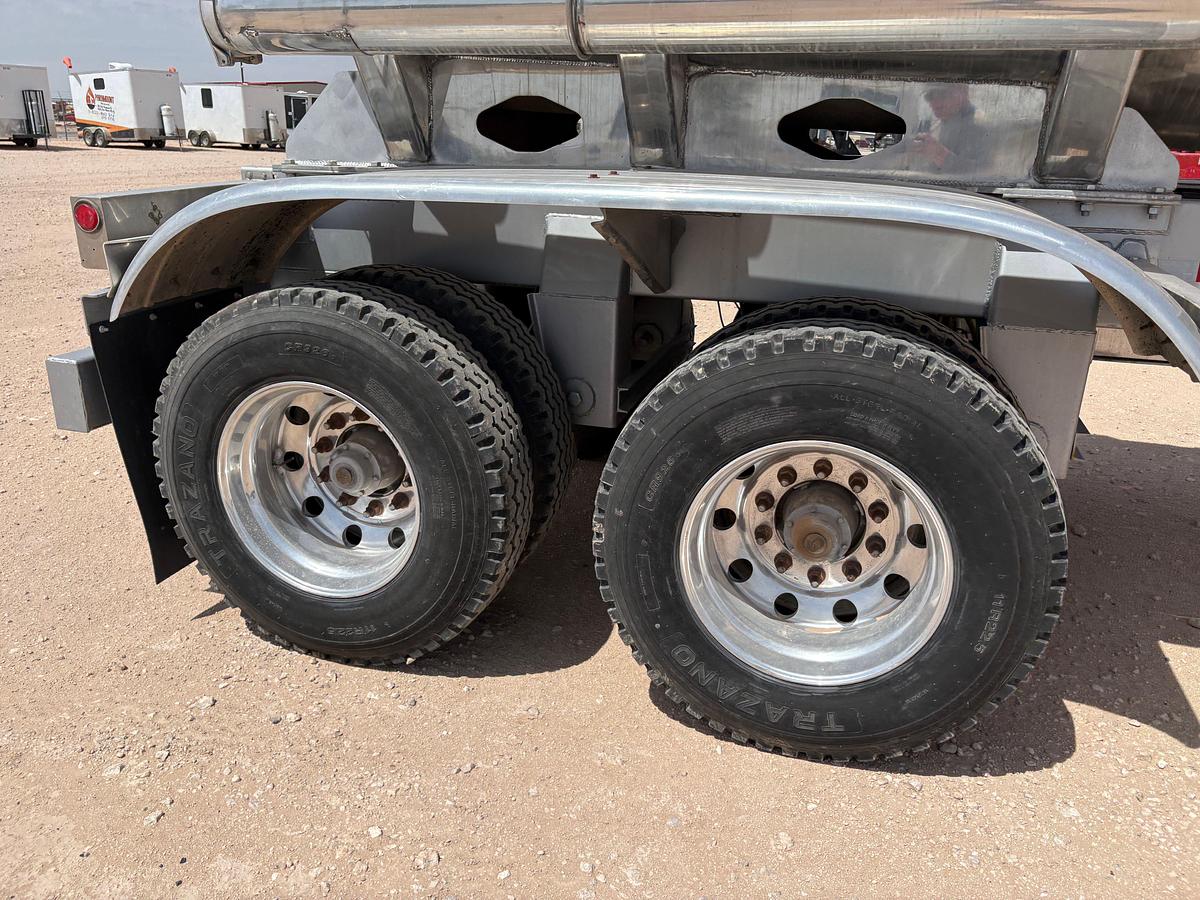 Used 2008 DRAGON PRODUCTS 8,400 GALLON T/A FUEL TRAILER