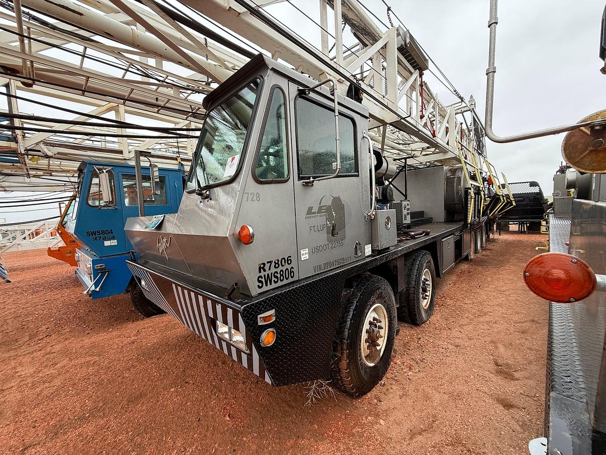 Used 2006 TAYLOR C500 DD 104'-240K 5-AXLE WELL SERVICE WORKOVER RIG