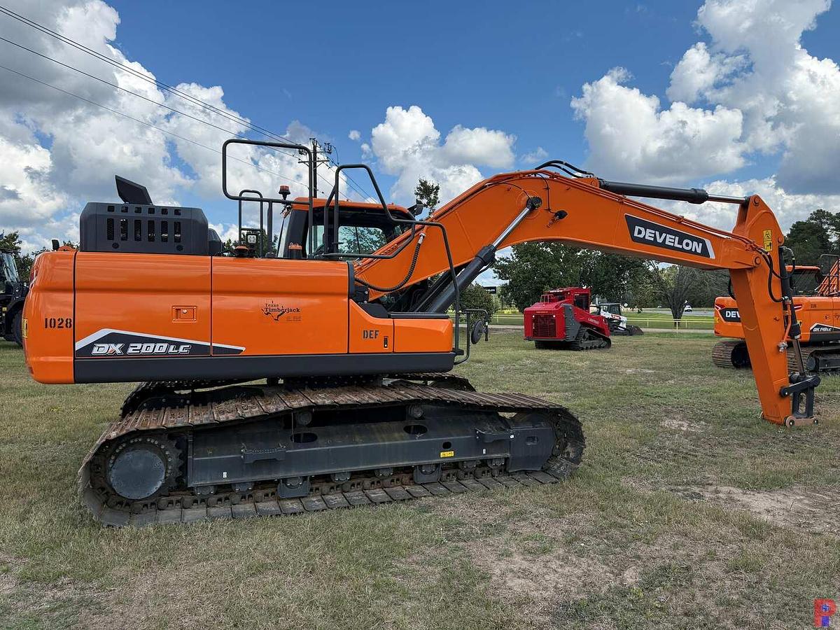 Used (NEW) 2024 DEVELON DX200LC-7 EXCAVATOR **3 YEAR 5000 HOUR FULL WARRANTY**