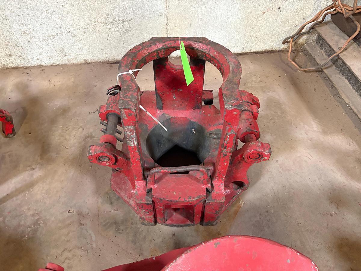 Used Pneumatic tubing spider