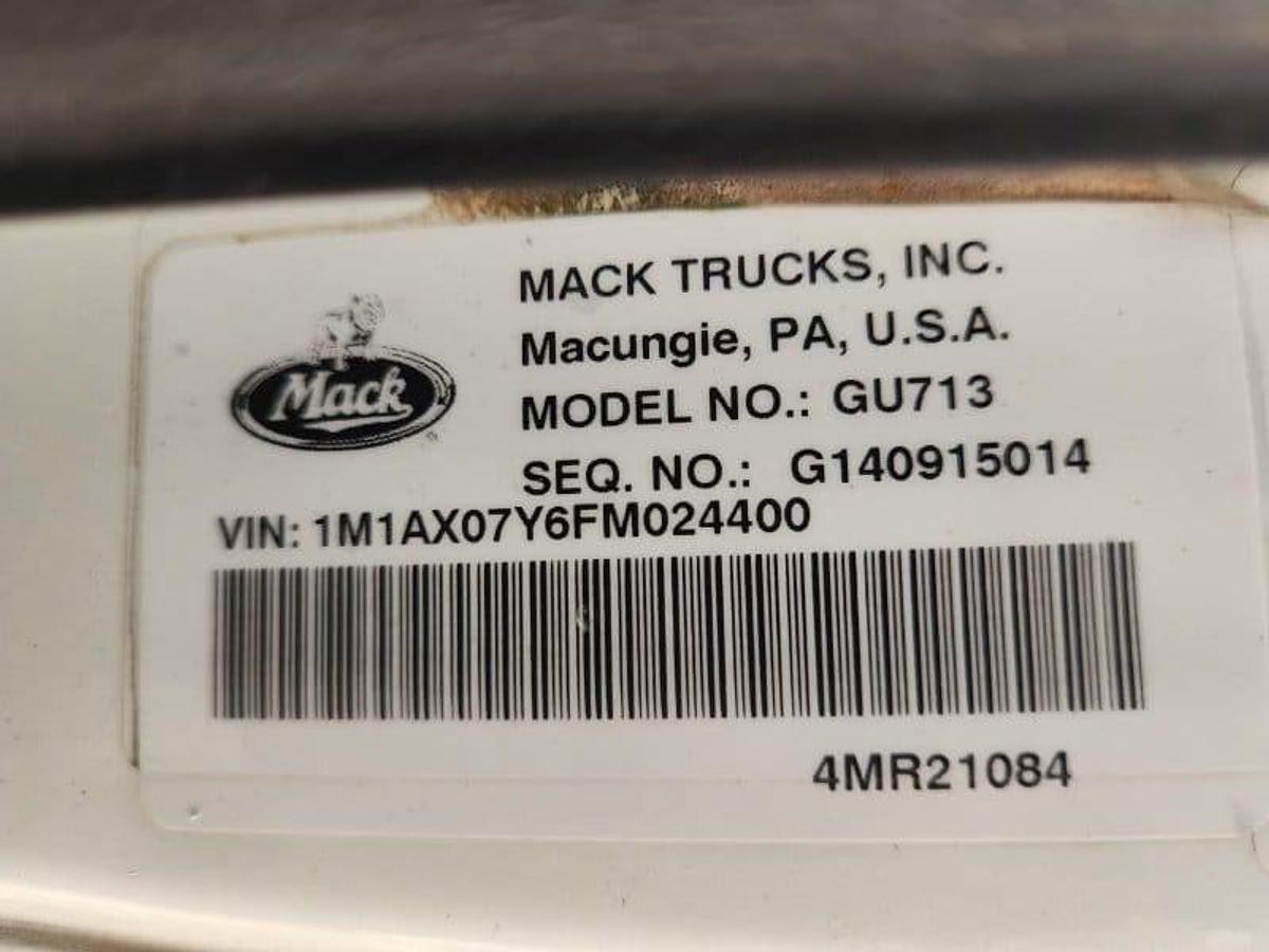 Used 2015 MACK GRANITE GU713 T/A DAYCAB HAUL TRUCK