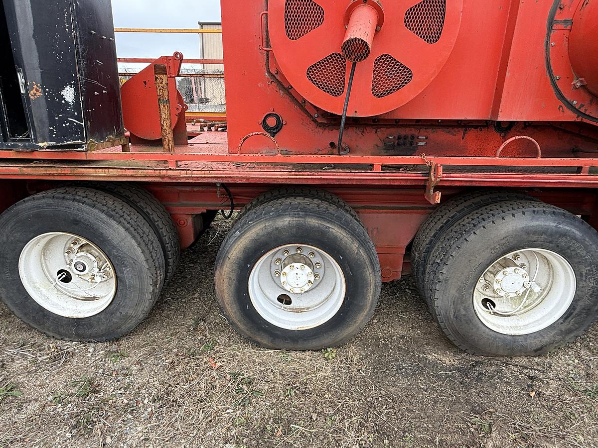 Used 2008 CROWN CE600 DD 5-AXLE WELL SERVICE WORKOVER RIG FOR PARTS