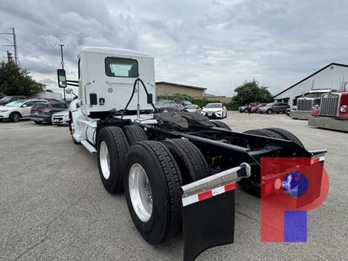 Used 2019 KENWORTH T680 T/A DAY CAB TRUCK TRACTOR