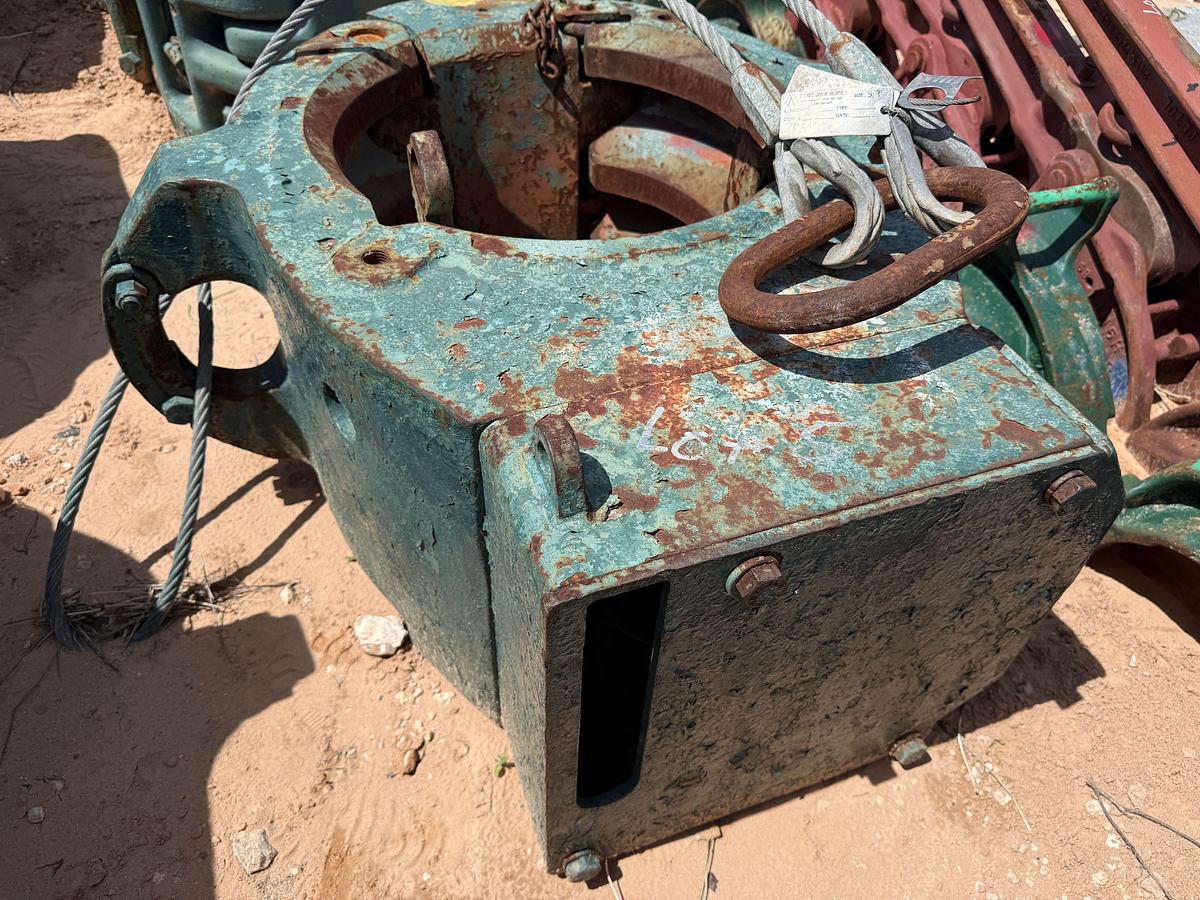 Used LOT W/ (3) BJ 250-TON SLIP TYPE SPIDER CASING ELEVATORS
