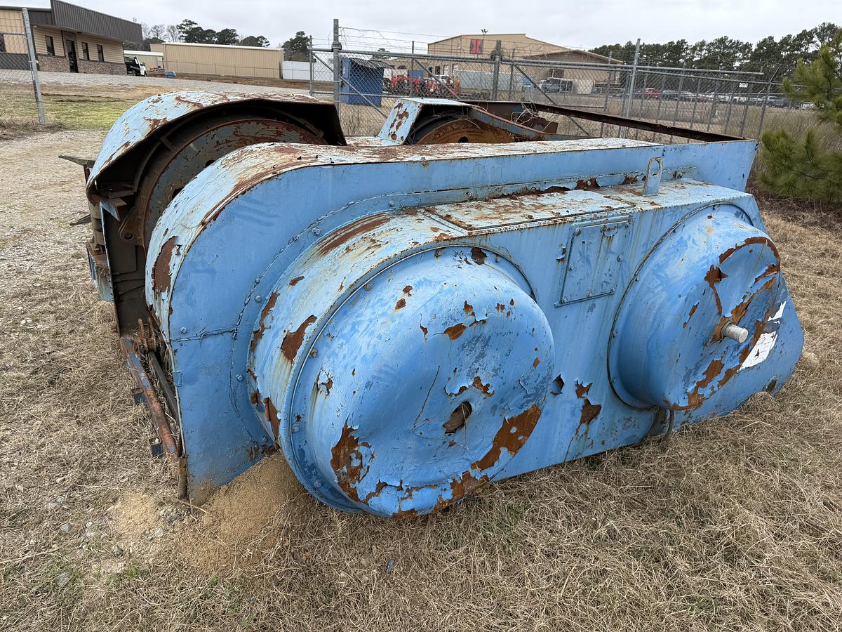 Used COOPER 350 TUBING & SAND DRUM DRAWWORKS (INCOMPLETE)