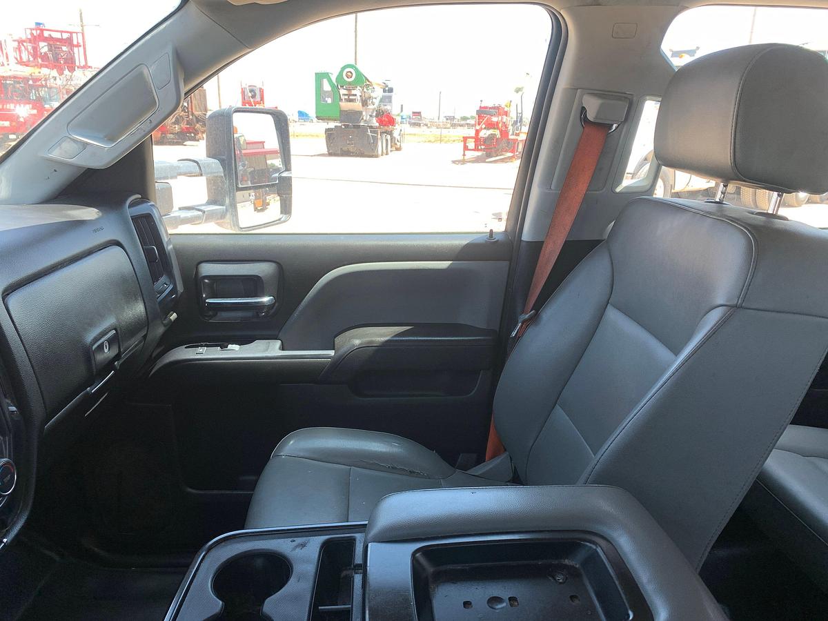 Used 2022 CHEVROLET SILVERADO 6500HD Flatbed Pickup