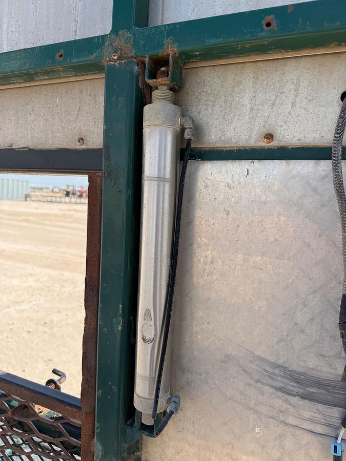 Used 7’W X 6’H HD STEEL HEADACHE RACK F/ WINCH, HYDRAULIC TANK, & VALVE