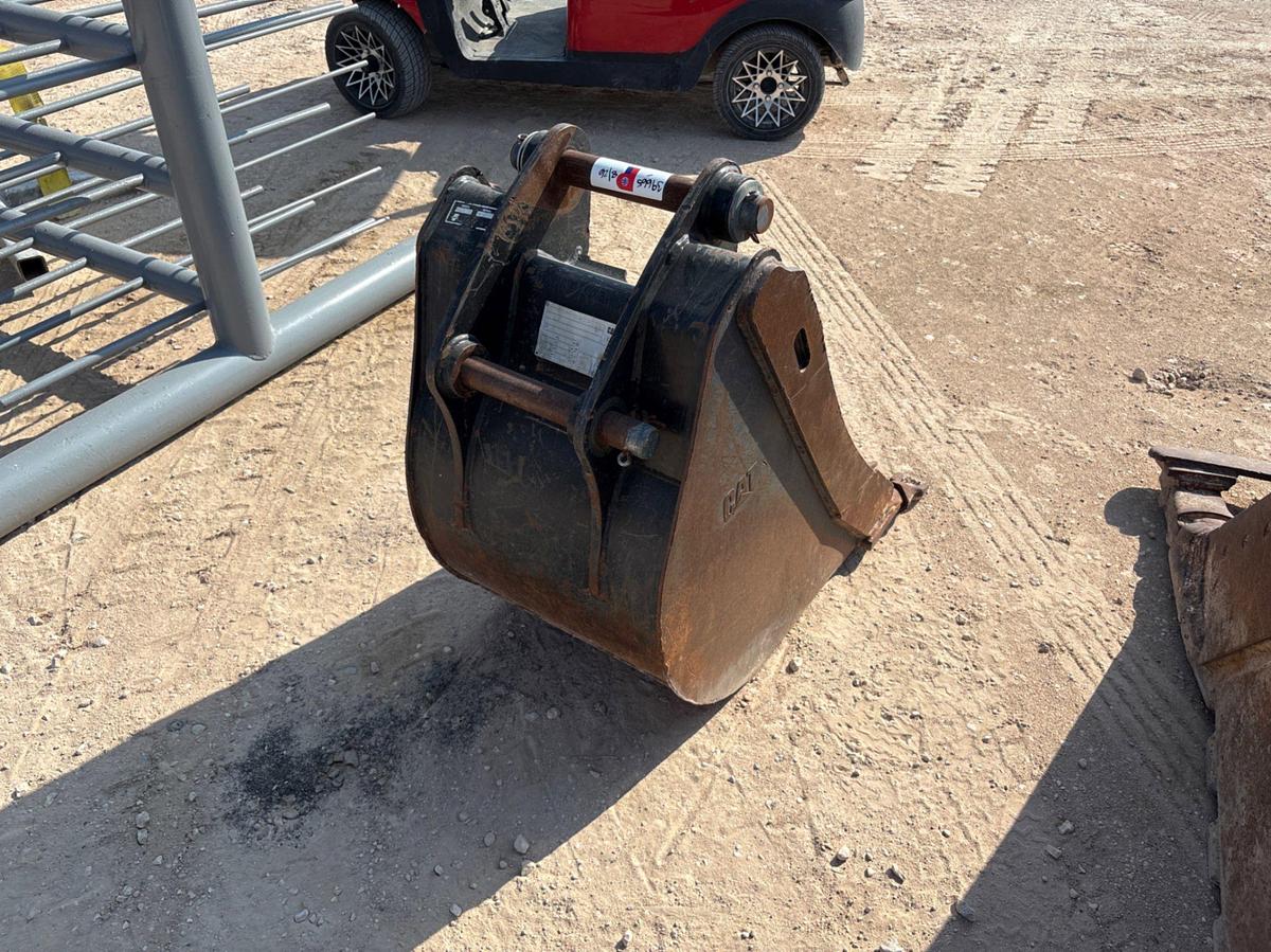 Used CAT 254-8941 0.31 cubic yd bucket
