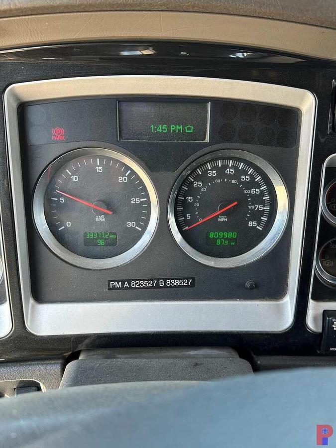 Used 2015 KENWORTHT-660 T/A SLEEPER TRUCK TRACTOR